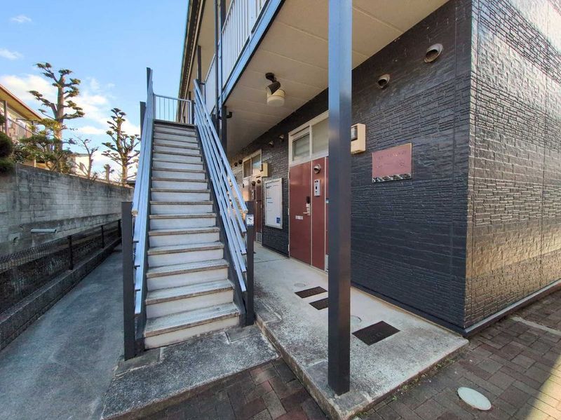 leopalace Kitajima Sanbankan Entrance