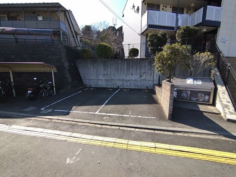 レオパレスＦｏｒ　ｙｏｕ 駐車場