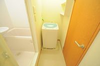 レオパレスアーク エントランス