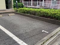 レオパレスキャンサーＵ 駐車場