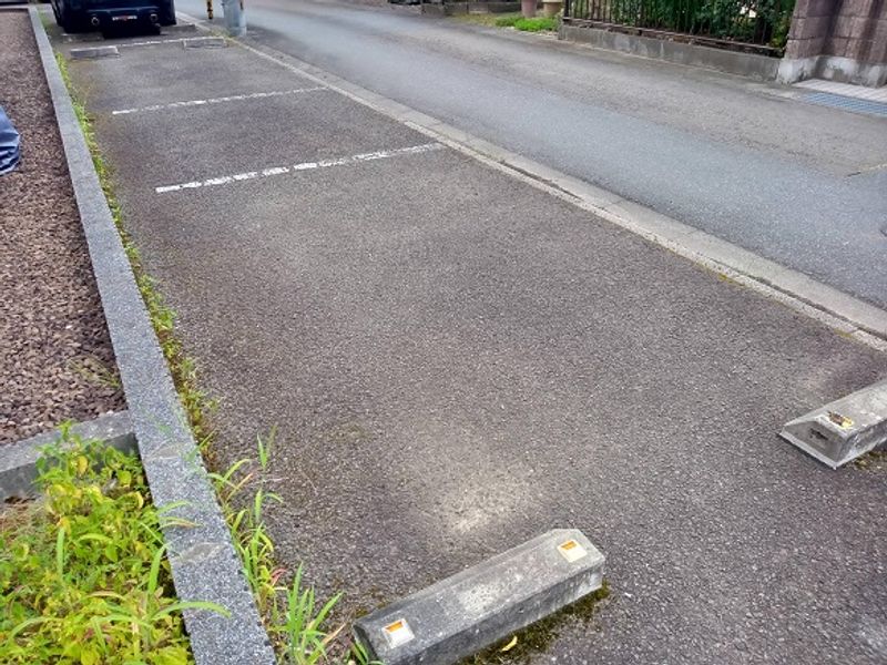 レオパレスＧｌｕｃｋ 駐車場