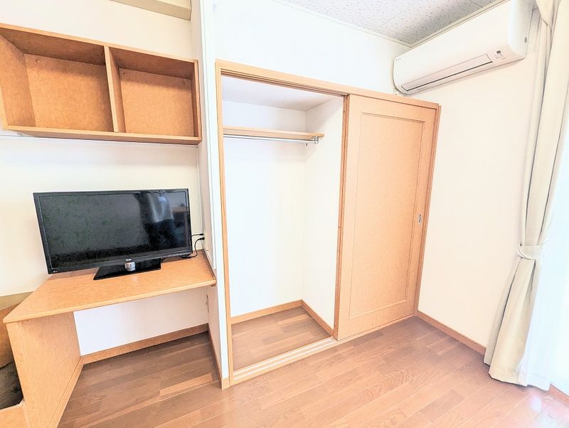 レオパレス木花 収納