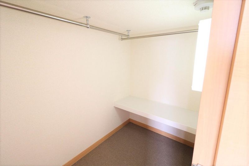 レオパレス今屋敷 収納