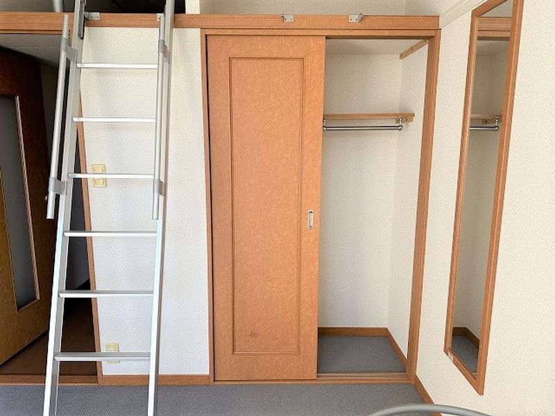 レオパレスペンディオ 収納