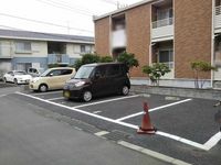 レオネクスト淳 駐車場