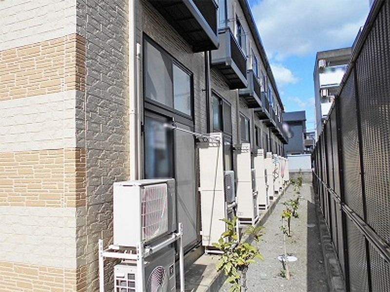 レオパレスメルベーユ　昭和 バルコニー