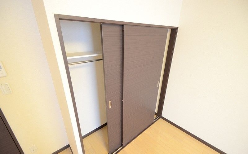 レオネクストサーヤ 収納