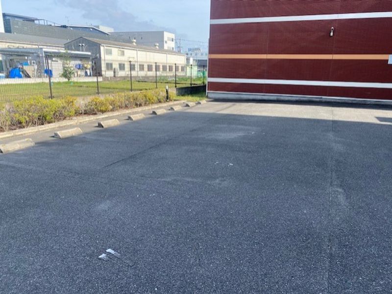 レオネクストキッショー３ 駐車場