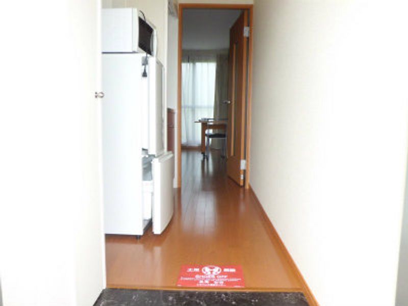 レオパレスメープルグラン　Ⅱ 玄関