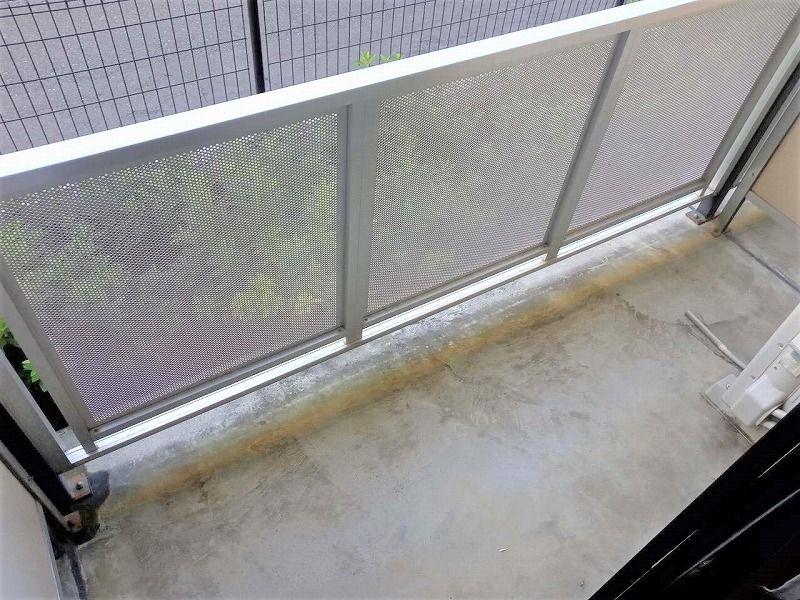 レオパレスＢＲＩＧＨＴ バルコニー