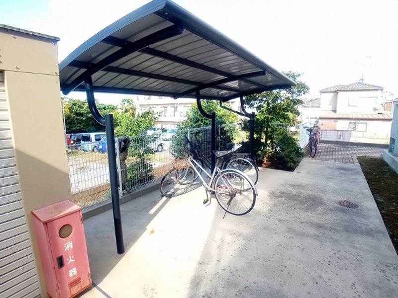 レオパレスタウン馬込沢 共用部分