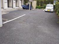 レオパレス多摩川 駐車場