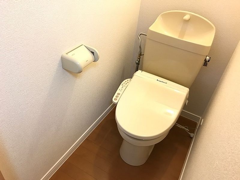 レオパレスリブェール トイレ