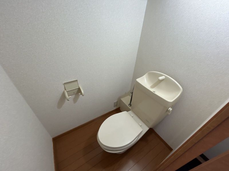 レオパレスカネエーズ柳橋 トイレ