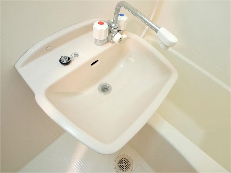 レオパレスエスト千間台 洗面台