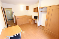 レオパレスアルテート 居間