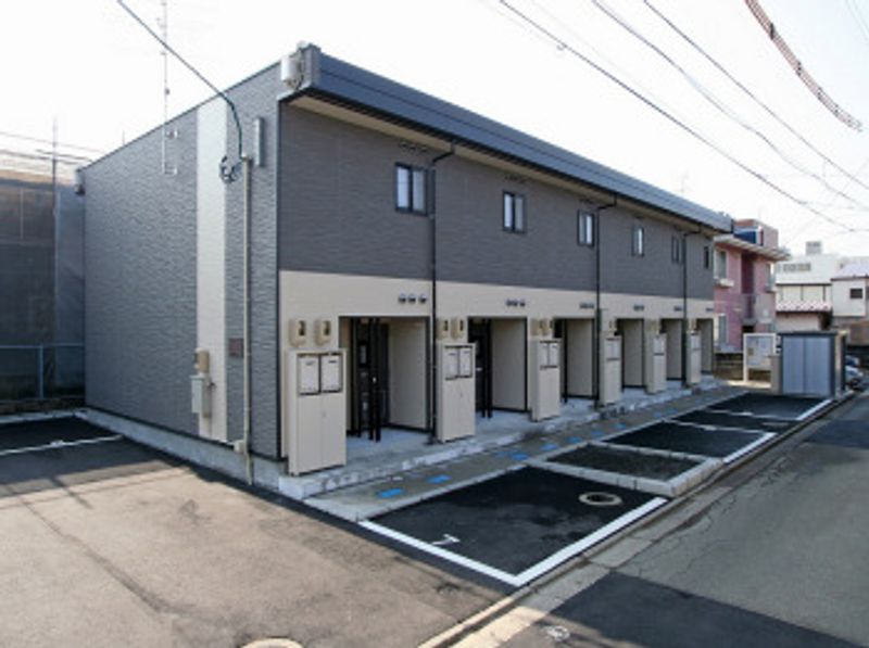レオパレスシャルマンＳＴ 外観
