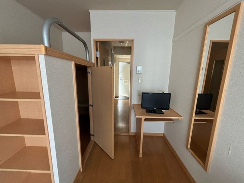 レオパレスエスペランサⅤ 収納