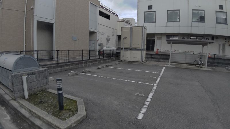 レオパレスＦｏｒｅｓｔ 駐車場