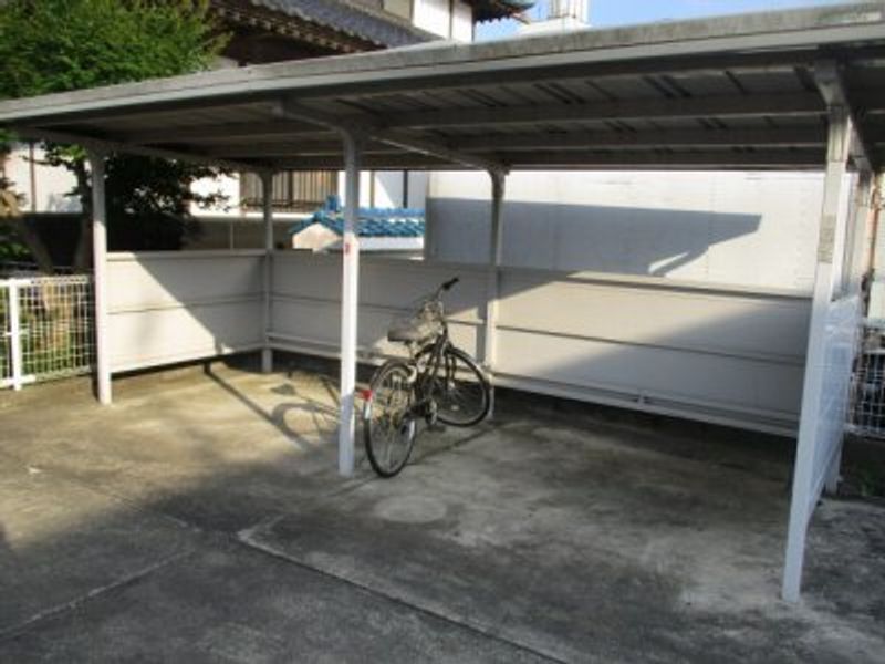 レオパレスライブ　若林 共用部分