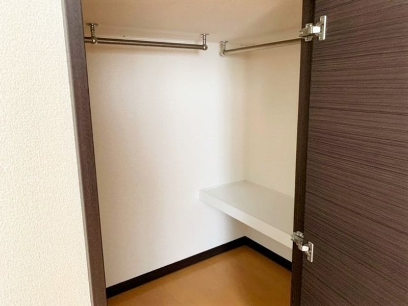 レオネクスト湯村 収納