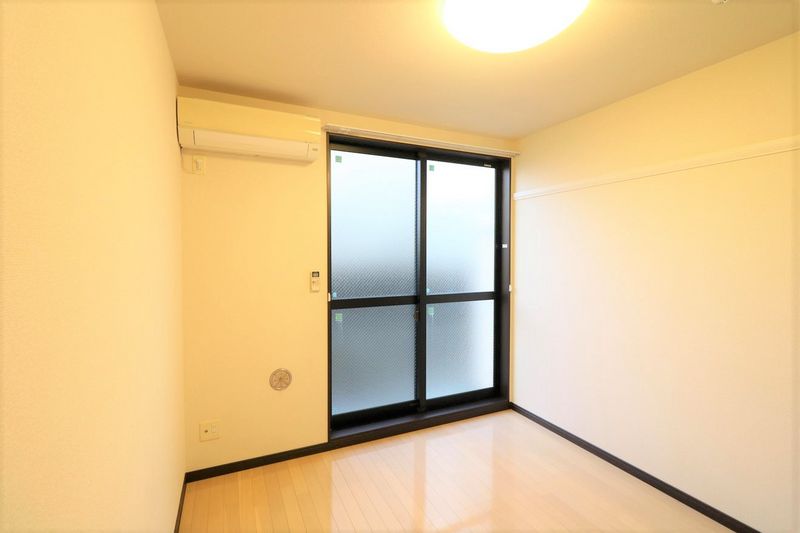 LEONEXT First Living room