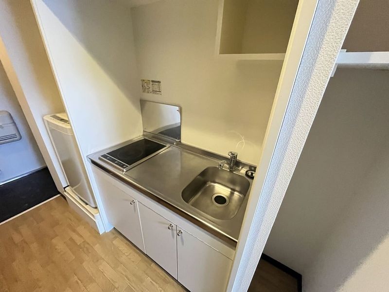 レオネクストＨＡＮＡＷＡＤＡ キッチン