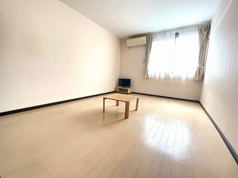 レオネクストブルーリーフ 居間