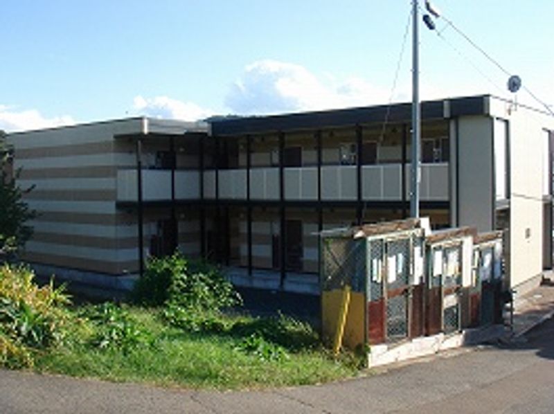レオパレス東山 エントランス