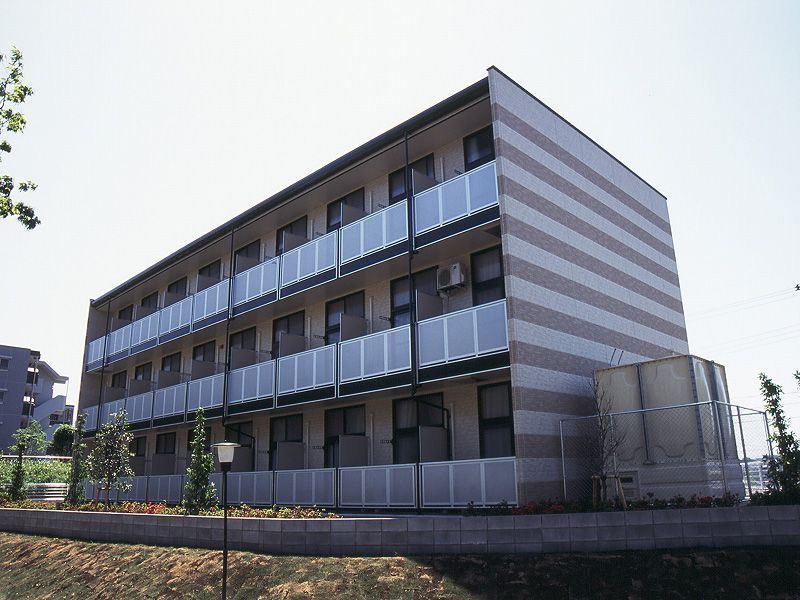 26095 exterior