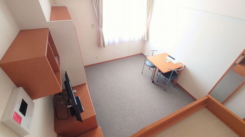 レオパレスペイサージュ 居間
