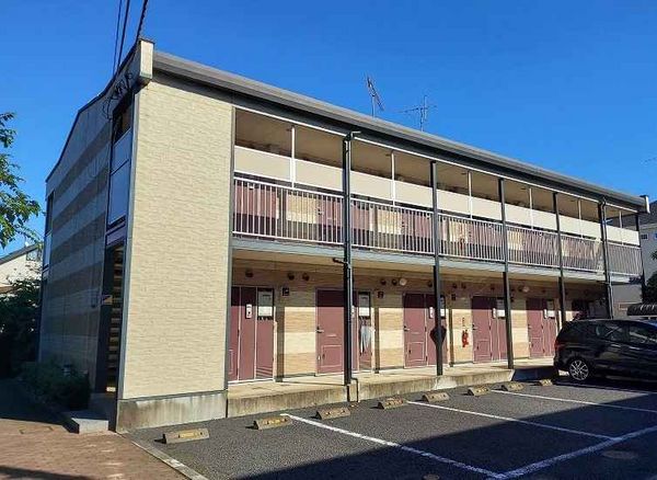 レオパレスＦＬＥＵＲＩＲ 外観