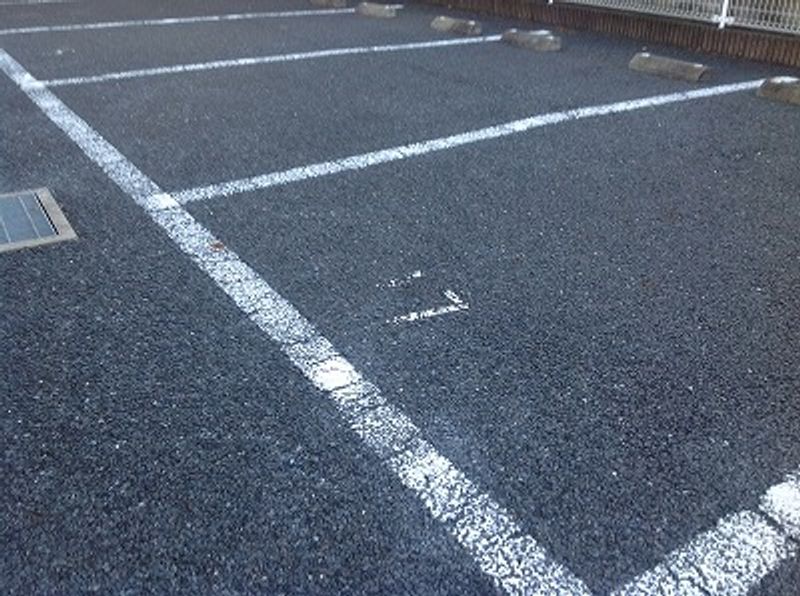 レオパレス牛久シンエイ 駐車場