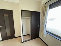 レオネクストアビイロード 収納