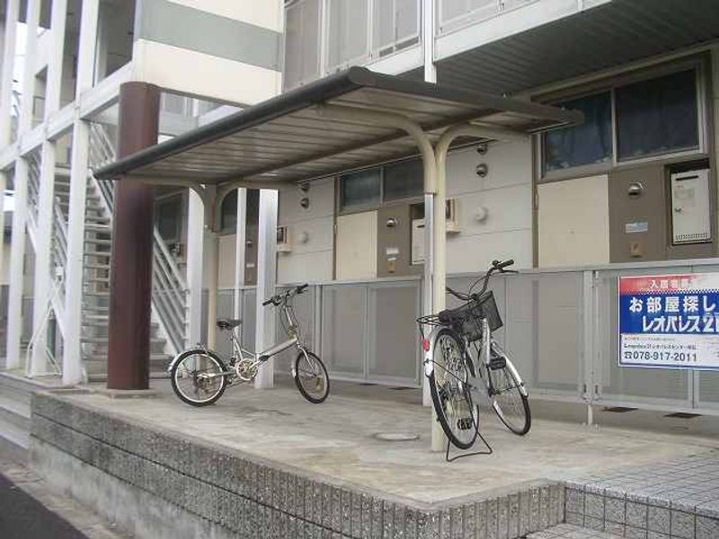 レオパレスウィステリア 共用部分