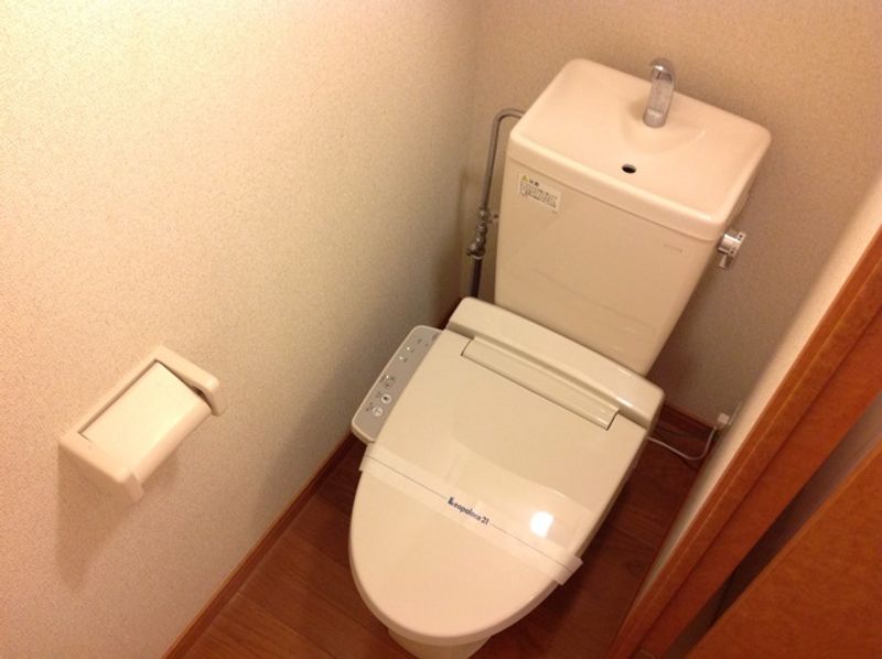 レオパレスピーチ トイレ