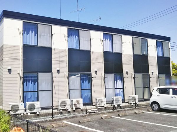 レオパレス瓦屋００ 外観