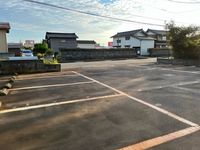 レオパレスアブリー 駐車場