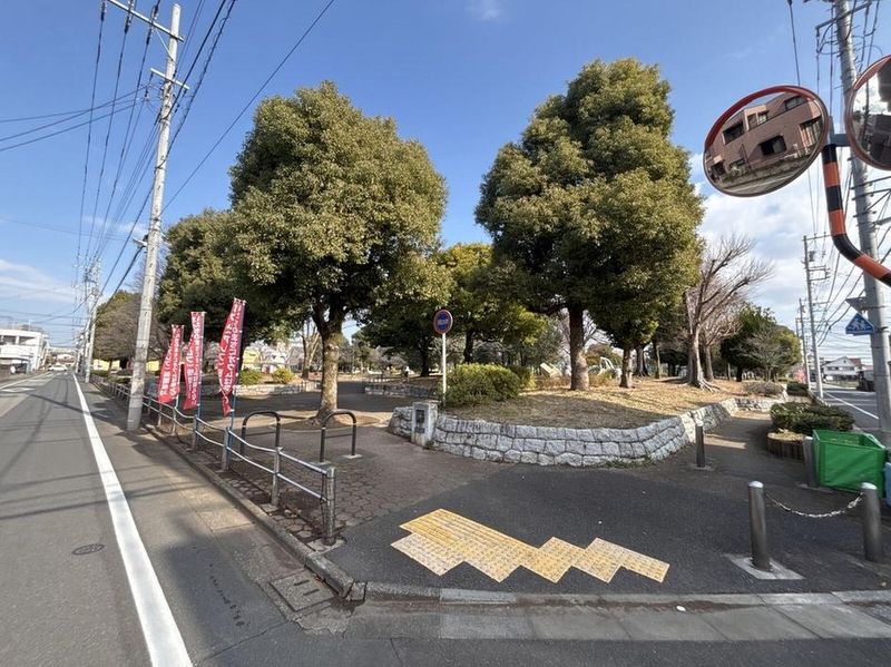 レオパレスパークサイド足立入谷 周辺環境