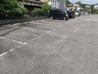レオパレスファースト２ 駐車場