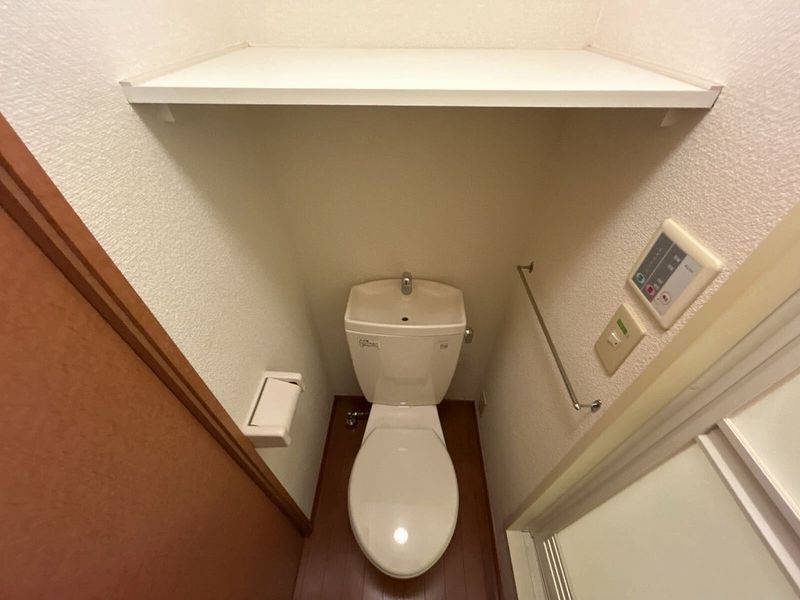 leopalace Premier Toilet