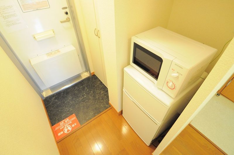 レオパレスエスポワール エントランス