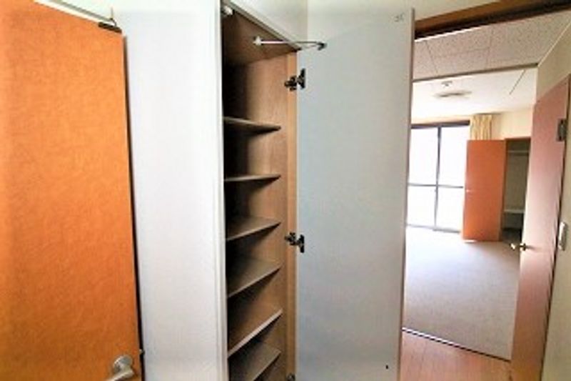 レオパレス松山インター その他