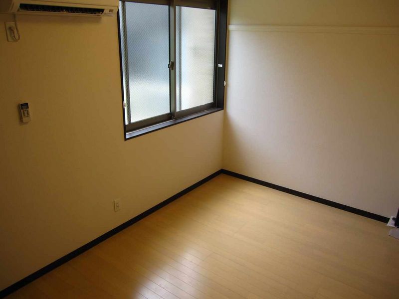 レオネクスト椎の実０ 居間