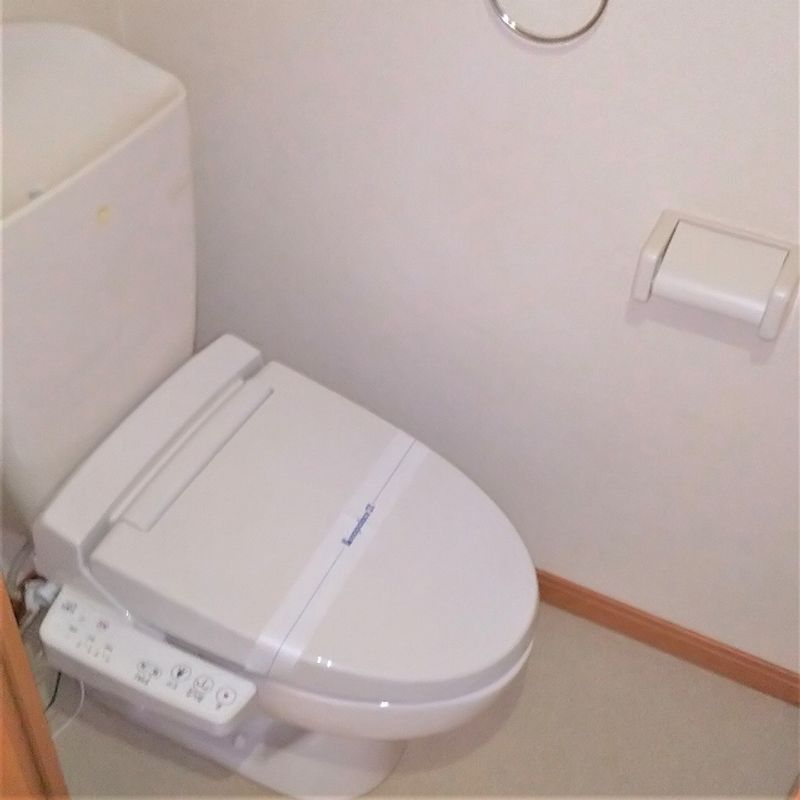 レオパレス三咲 トイレ