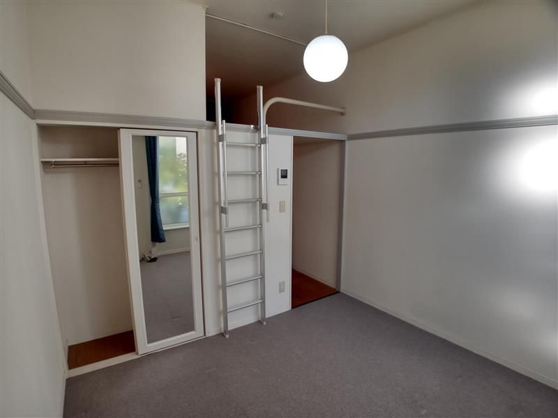 レオパレスエクセルコート 寝室