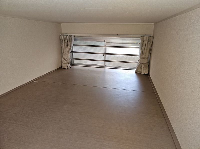 レオパレスアルプル 寝室