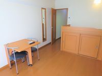レオパレスつきのき 居間