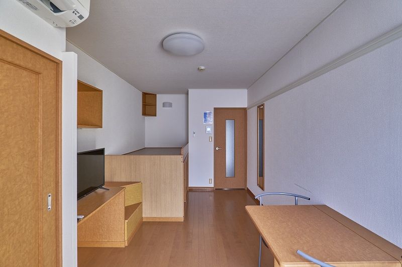 レオパレスＲｉｖｅｒ　Ｓｉｄｅ 居間