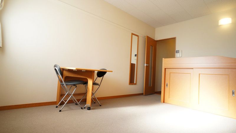 レオパレスフォンティーヌ 居間